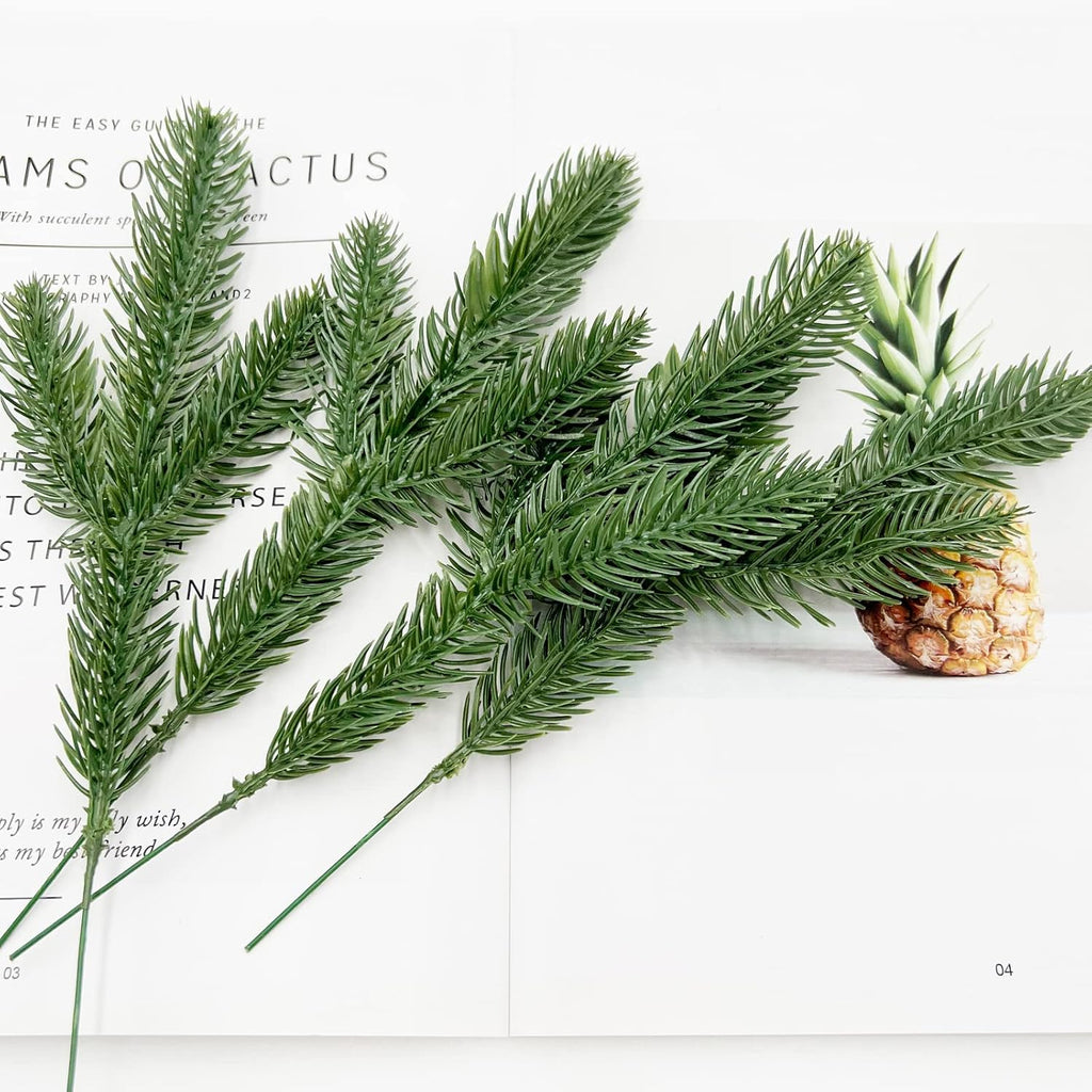 50 Pcs Artificial Pine Branches Wholesale， Accessories for Garland Wreath Christmas