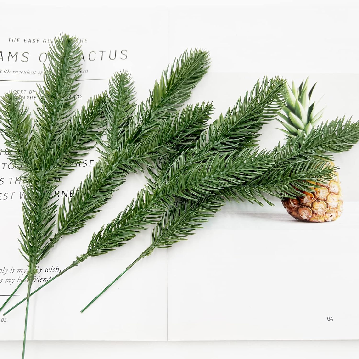 50 Pcs Artificial Pine Branches Wholesale， Accessories for Garland Wreath Christmas